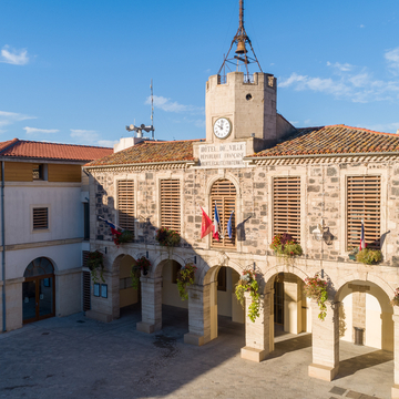 Mairie de Bessan